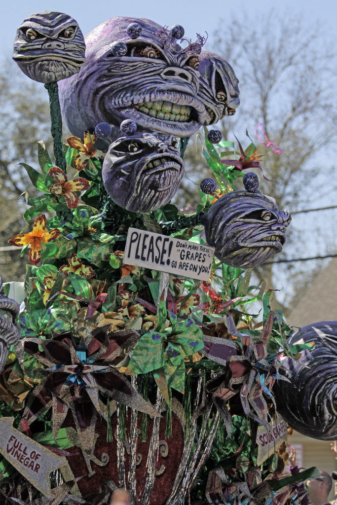 Krewe of Mid-City 2017 rolls in New Orleans: See Mardi Gras parade photos